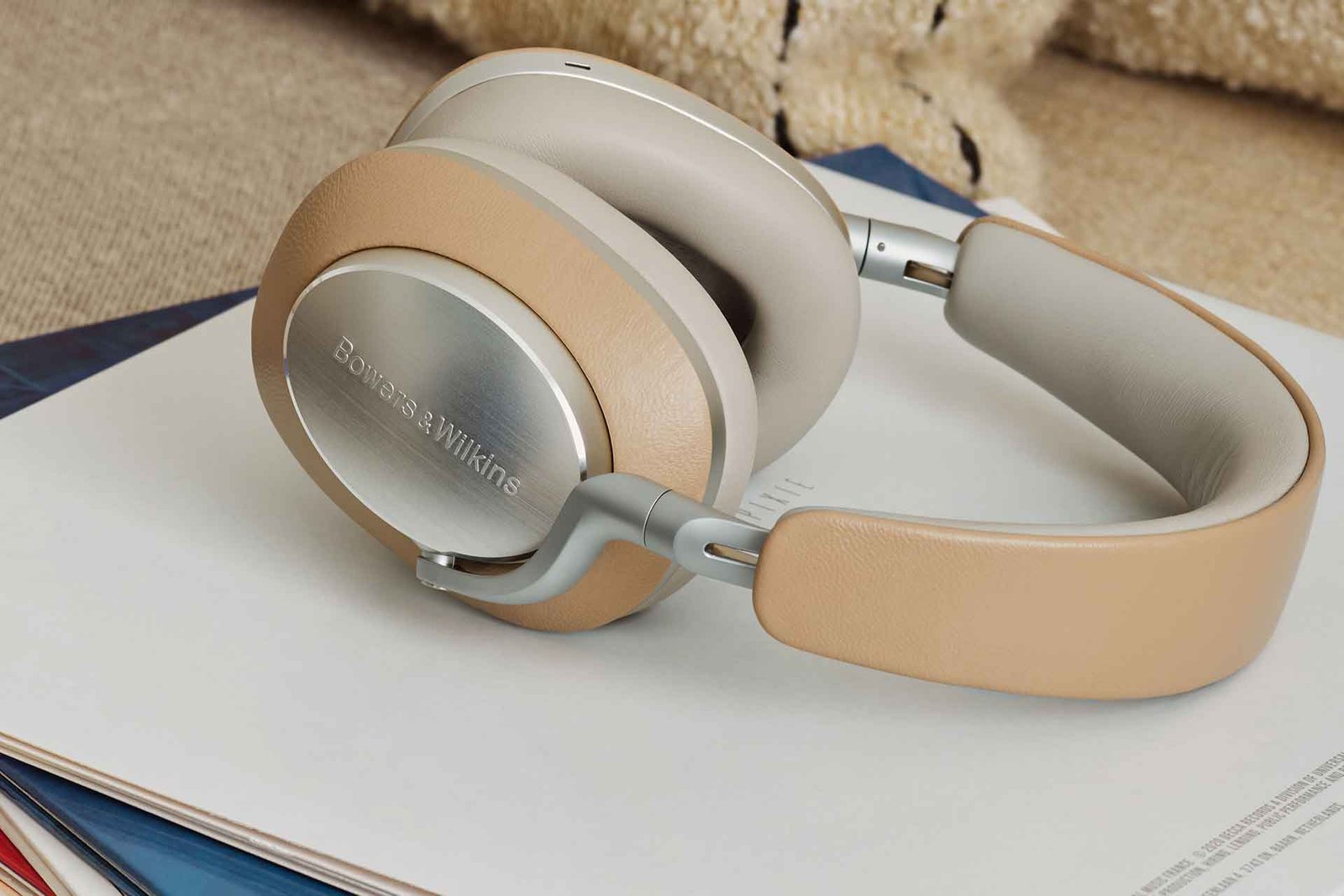 Bowers & Wilkins Px8 Wireless Bluetooth Headphones Reviewed